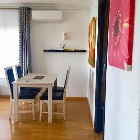 Acogedor Piso Con Vista Al Mar *